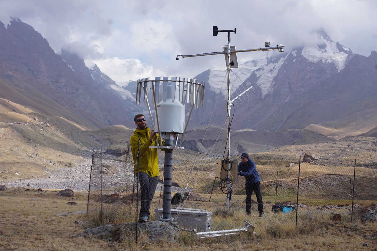 PhD student Achille Jouberton and his PAMIR colleagues reveal drivers of recent glacier retreat in HMA